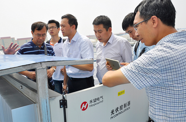分布式光伏电站设计应用研讨会暨“集散式逆变器应用”现场交流会在杭州成功召开-3.jpg
